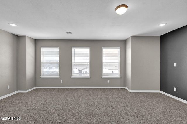 905 GULF STREAMS Avenue, El Paso, TX 79932