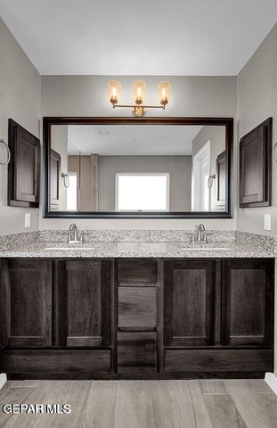 905 GULF STREAMS Avenue, El Paso, TX 79932