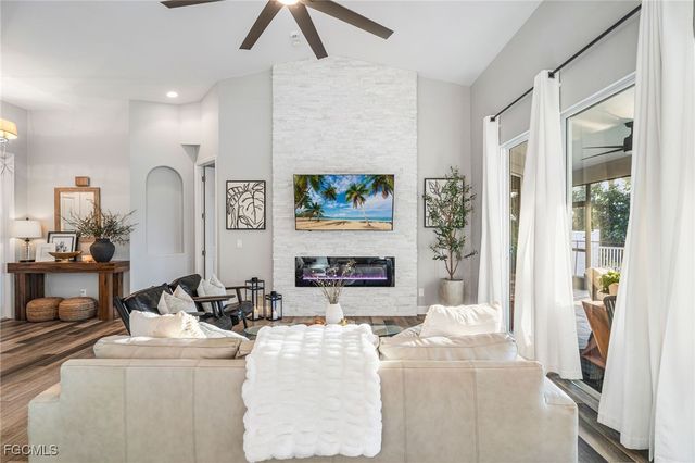 2604 SW 10th AVE, Cape Coral, FL 33914