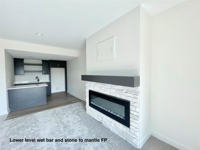 675 NW Georgetown Drive, Waukee, IA 50263