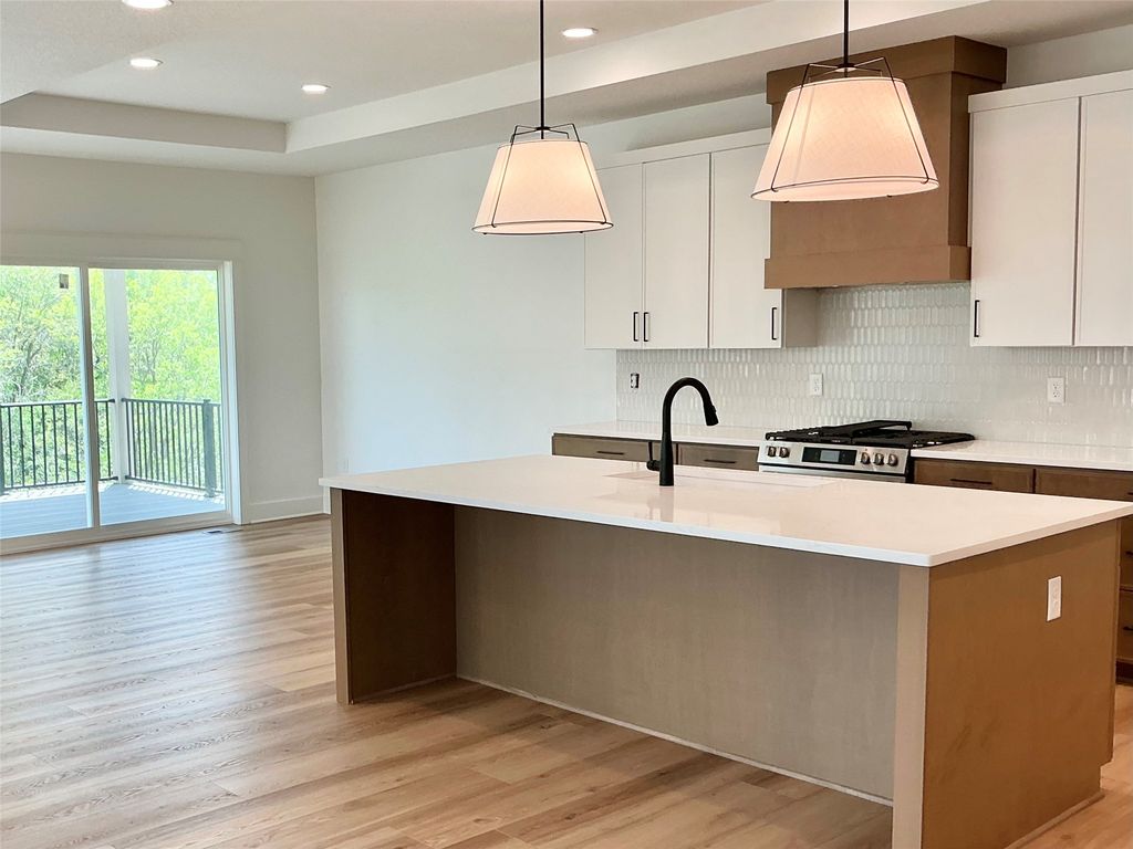 675 NW Georgetown Drive, Waukee, IA 50263