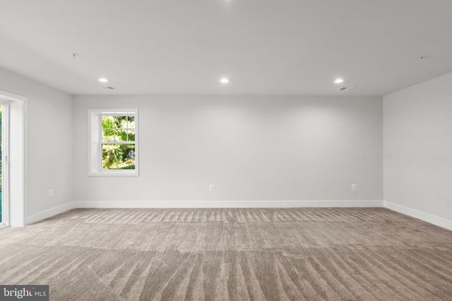9344 MEREDITH AVE, Laurel, MD 20723