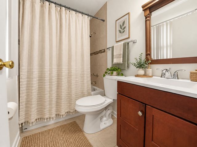 17550 Winston Court, Country Club Hills, IL 60478