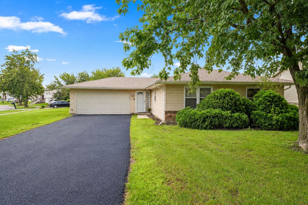 17550 Winston Court, Country Club Hills, IL 60478