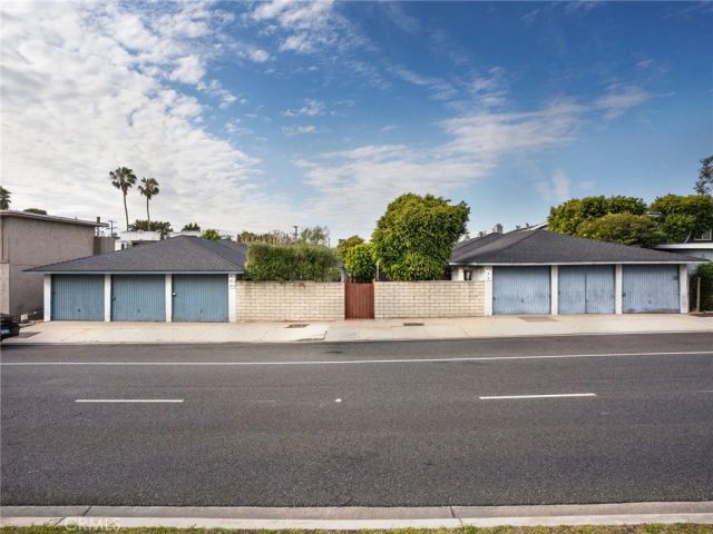 1417 Manhattan Beach, Manhattan Beach, CA 90266