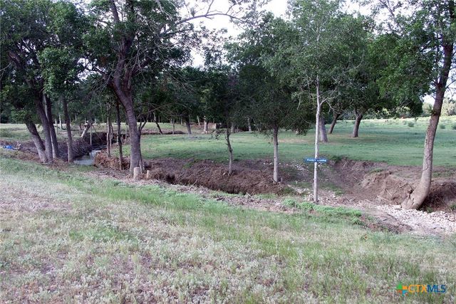 900 Old Lytton Springs Road, Lockhart, TX 78644