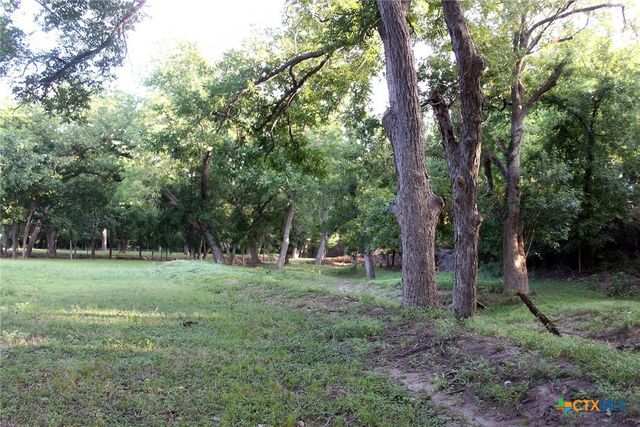 900 Old Lytton Springs Road, Lockhart, TX 78644