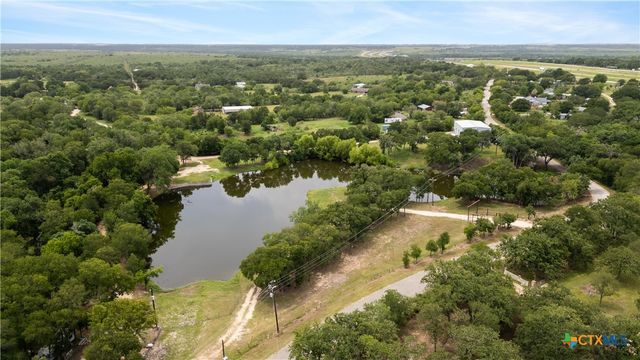 900 Old Lytton Springs Road, Lockhart, TX 78644