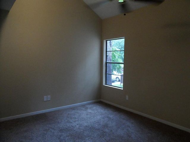 12900 Walden Road 1012 J, Montgomery, TX 77356
