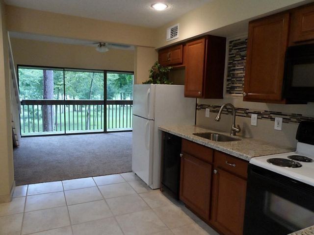 12900 Walden Road 1012 J, Montgomery, TX 77356