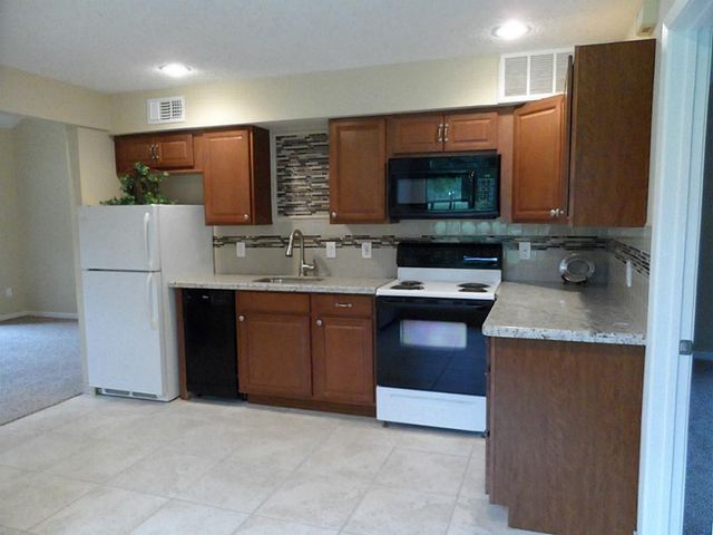 12900 Walden Road 1012 J, Montgomery, TX 77356
