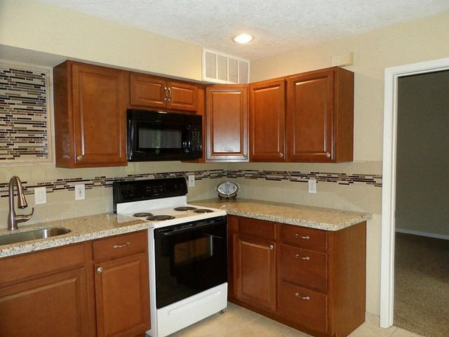 12900 Walden Road 1012 J, Montgomery, TX 77356