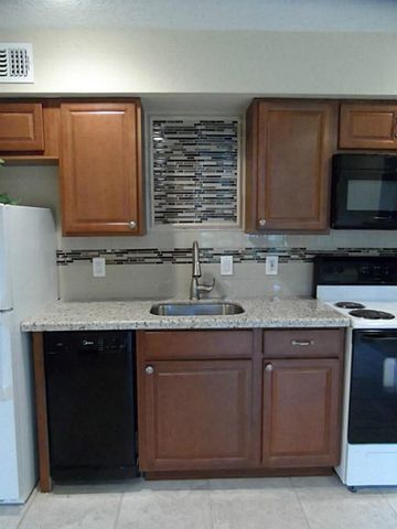 12900 Walden Road 1012 J, Montgomery, TX 77356