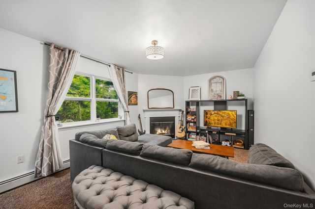 5 Harriet Lane, New City, NY 10956