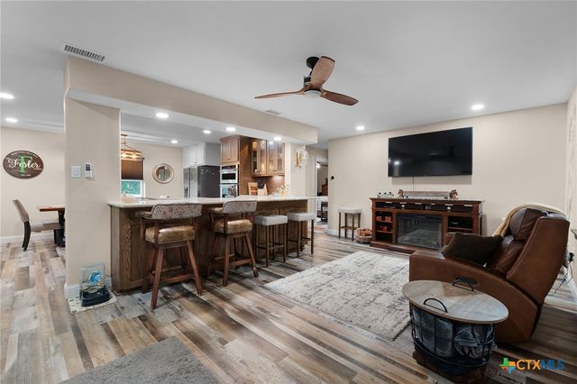 963 Fm 580, Lampasas, TX 76550