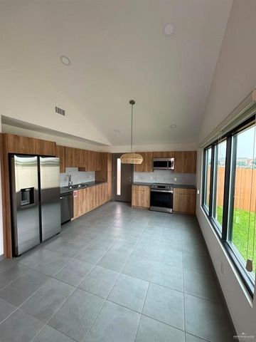 3405 N L Street 3, Mcallen, TX 78501