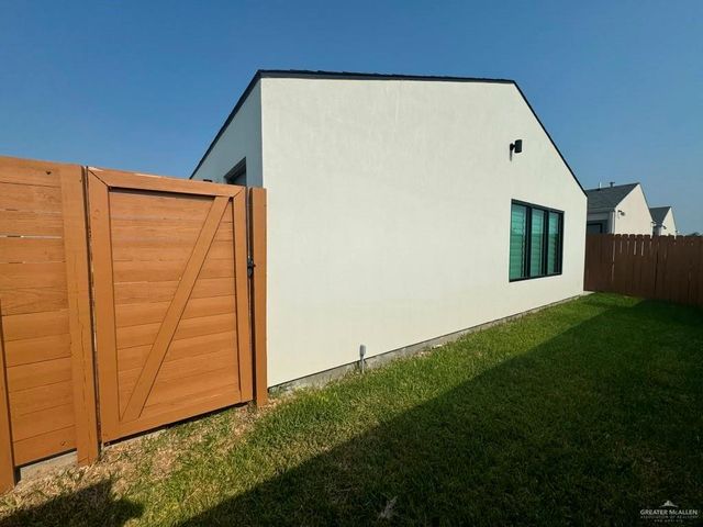 3405 N L Street 3, Mcallen, TX 78501