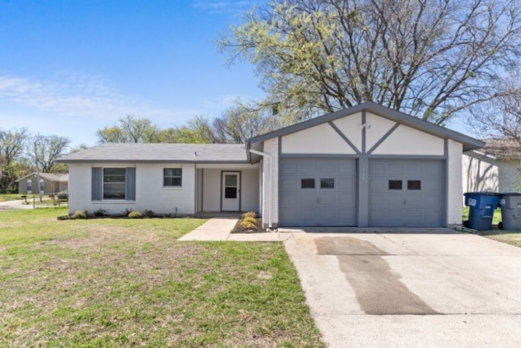 1539 Willowbrook Street, Lancaster, TX 75134