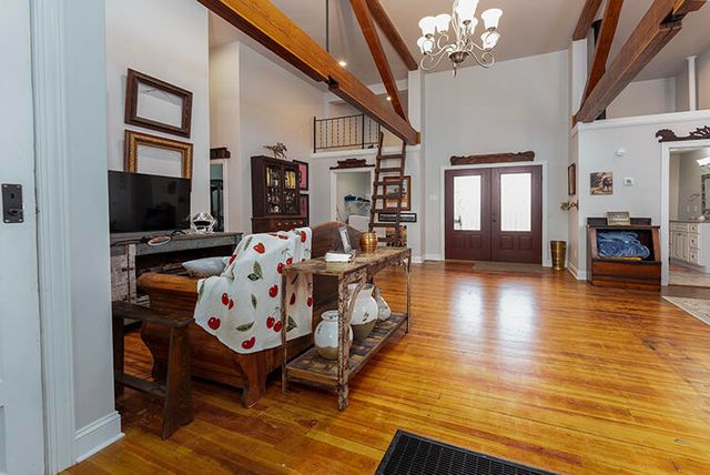 1678 Little Hickman Road, Nicholasville, KY 40356