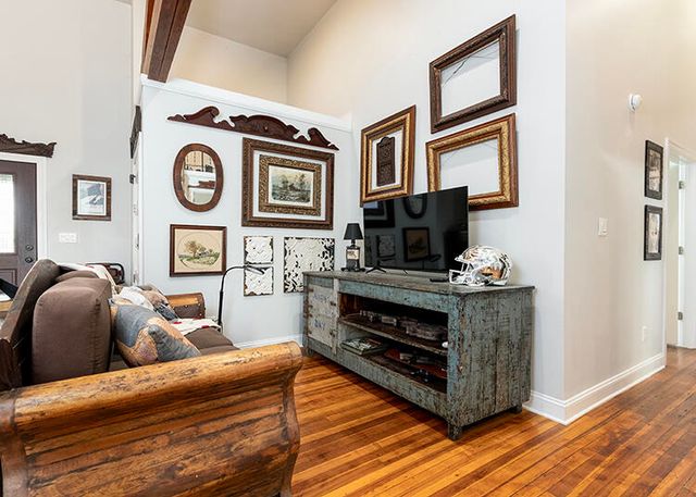 1678 Little Hickman Road, Nicholasville, KY 40356