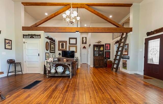 1678 Little Hickman Road, Nicholasville, KY 40356