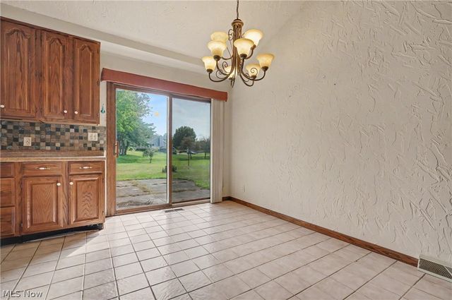 5818 Starview Circle, Clinton, OH 44216