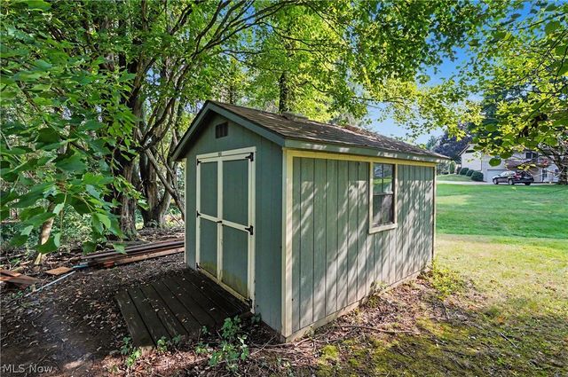 5818 Starview Circle, Clinton, OH 44216