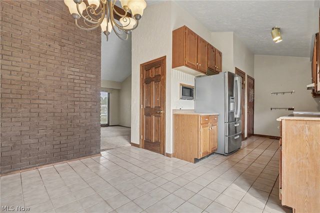 5818 Starview Circle, Clinton, OH 44216