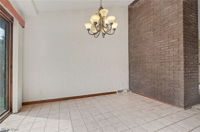 5818 Starview Circle, Clinton, OH 44216