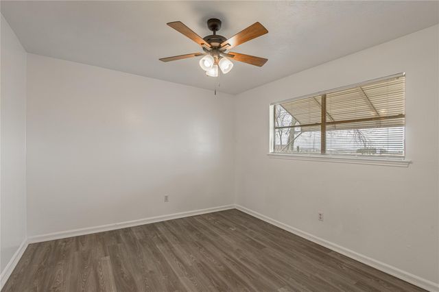 114 Timberline Drive, Huntsville, TX 77320