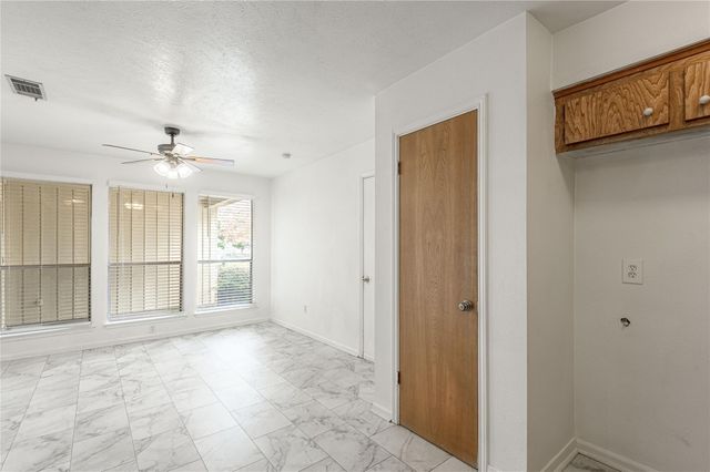 114 Timberline Drive, Huntsville, TX 77320