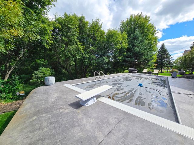 21157 Ridgewood Trail, Lakeville, MN 55044