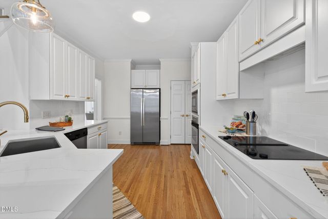 105 Seagrave Place, Morrisville, NC 27560