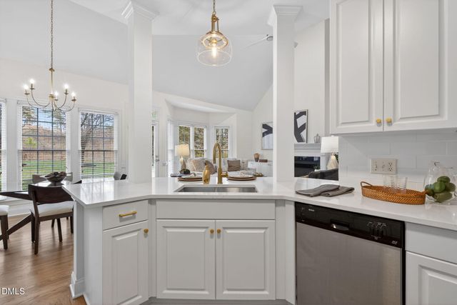 105 Seagrave Place, Morrisville, NC 27560