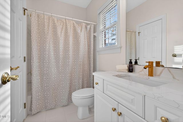 105 Seagrave Place, Morrisville, NC 27560