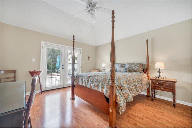 18609 Venture DR, Point Venture, TX 78645