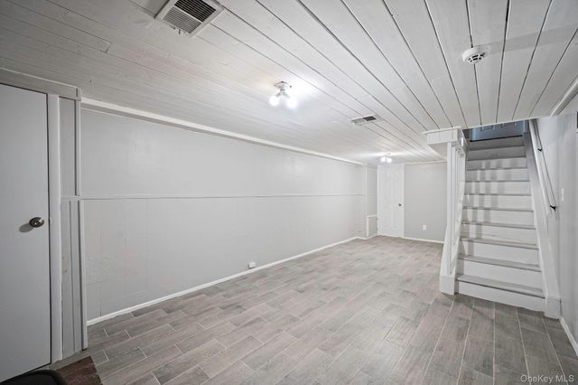 40 Cypress Street, Central Islip, NY 11722