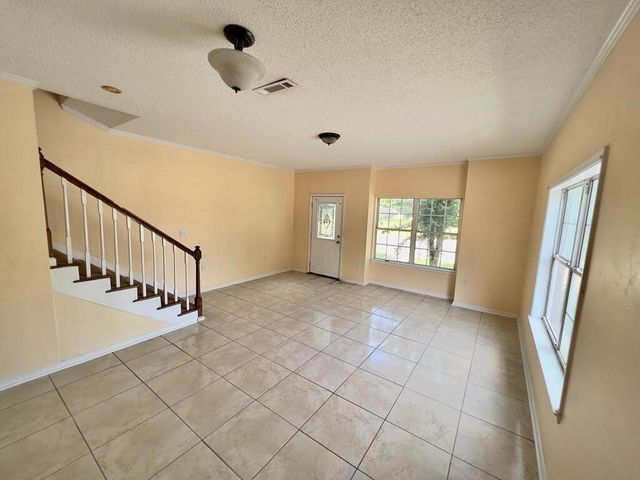 412 Unit 4 N Range St, Dothan, AL 36303