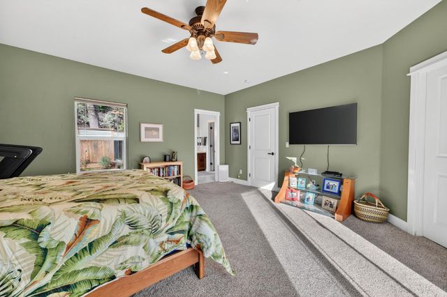 11083 Alta Sierra Dr, Grass Valley, CA 95949