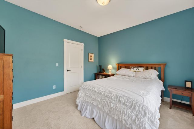 11083 Alta Sierra Dr, Grass Valley, CA 95949