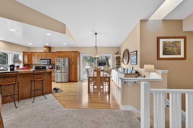 11083 Alta Sierra Dr, Grass Valley, CA 95949