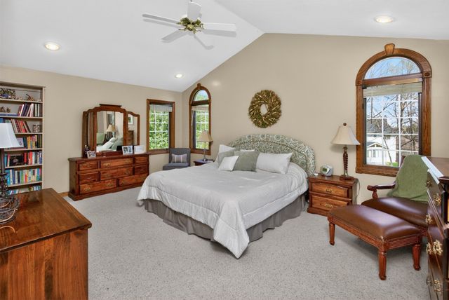 12995 Hickory Court, Clive, IA 50325