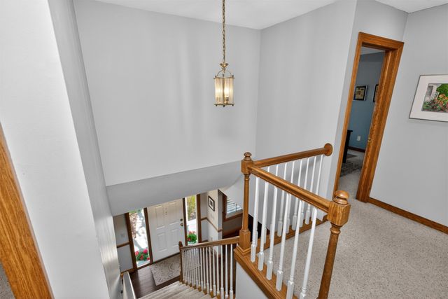 12995 Hickory Court, Clive, IA 50325