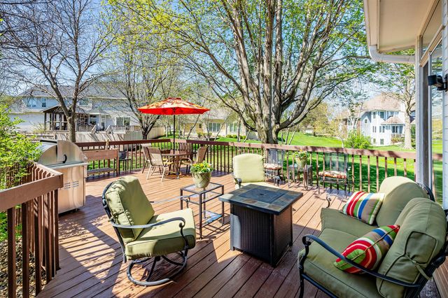 12995 Hickory Court, Clive, IA 50325