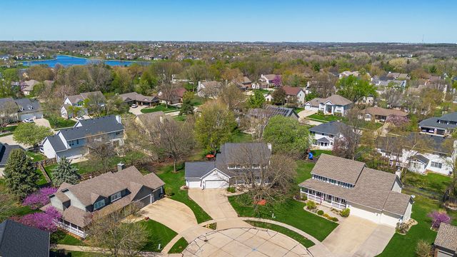12995 Hickory Court, Clive, IA 50325