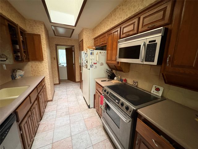 2730 Cladius Drive, Grand Prairie, TX 75052