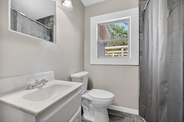 6801 SW 15th Street, Des Moines, IA 50315