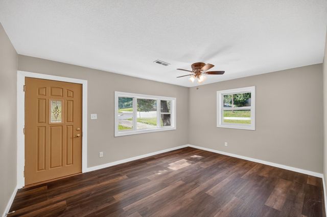6801 SW 15th Street, Des Moines, IA 50315