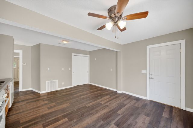 6801 SW 15th Street, Des Moines, IA 50315