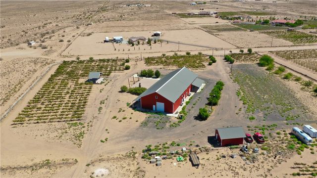 7774 E Pioneer Drive, Kingman, AZ 86401